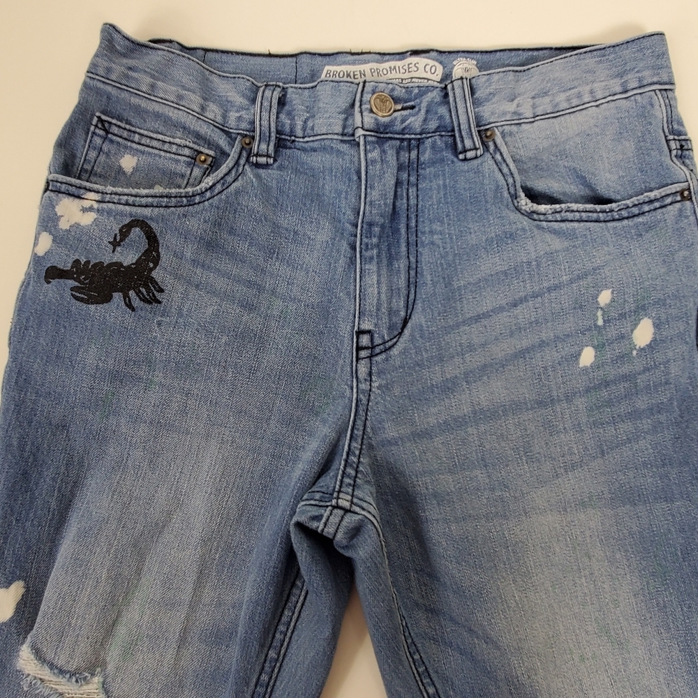 Broken Promises heartbreak skull scorpion  factory distressed ultra-slim jeans - Picture 5 of 14